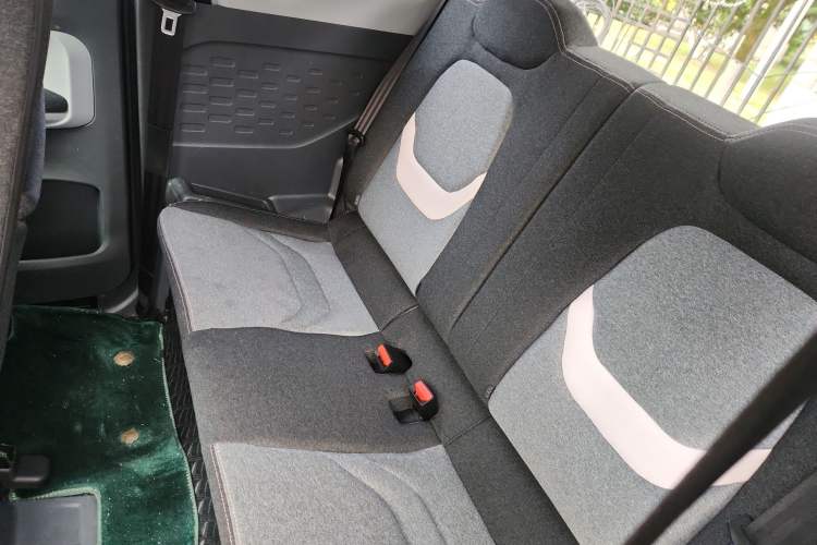 Used Chery QQ Ice Cream 2022 170km Sundae Phosphate Lithium-Ion