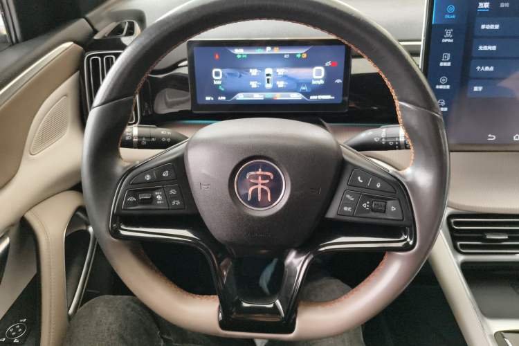 Used BYD Song Pro New Energy 2024 HONOR Edition DM-i 110KM Excellence Model Steering Wheel