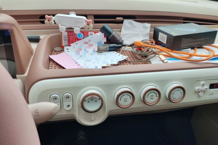 Used Bestune Pony 2026 222km Colorful Horse
