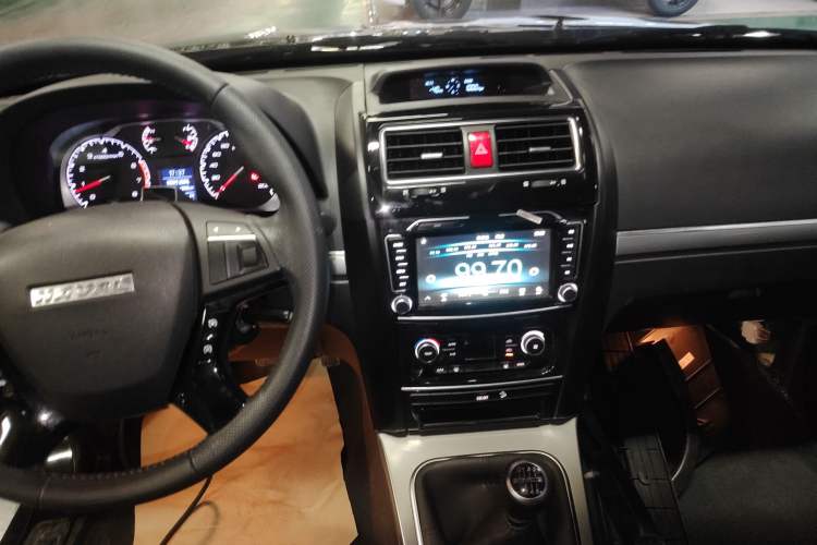 Used Haval H5 Classic 2016 Classic Edition 2.0T Manual Two-Wheel Drive Elite Model
