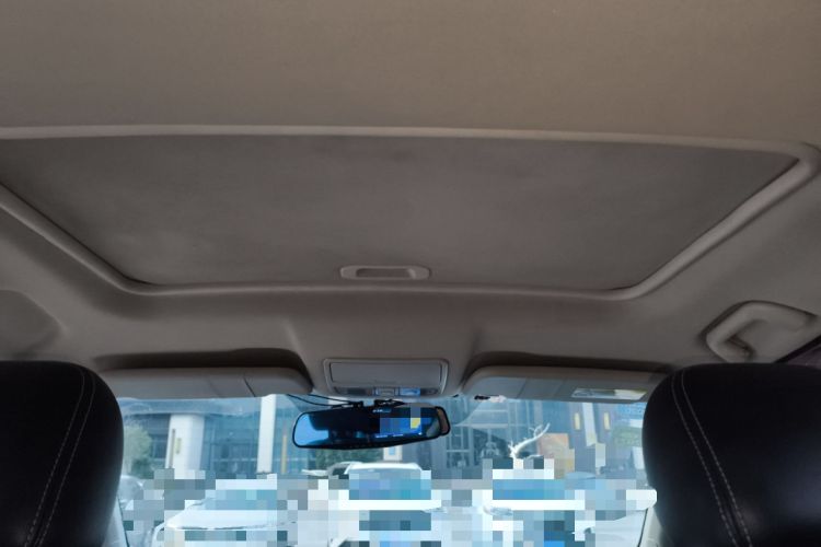 Used Dongfeng Fengon 580 2016 Revised Version 1.5T CVT Comfort Edition Headliner