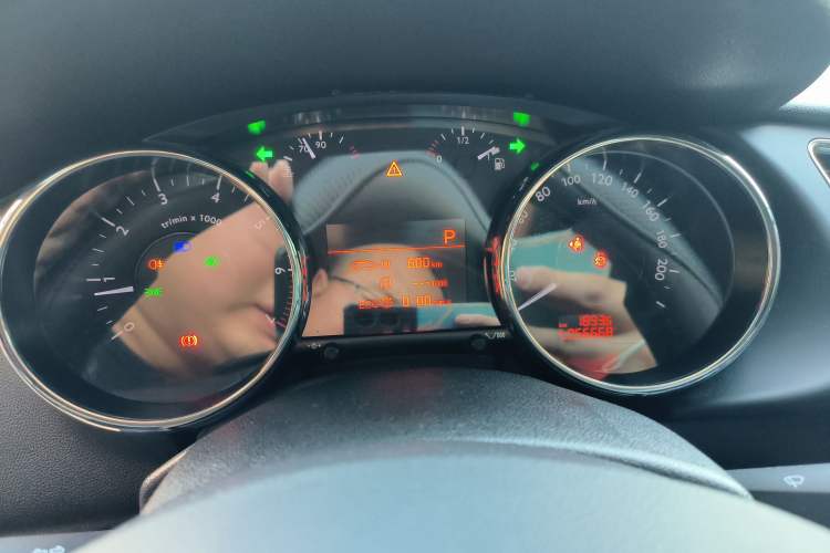 Used Peugeot 3008 2016 1.6THP Automatic Classic Edition
