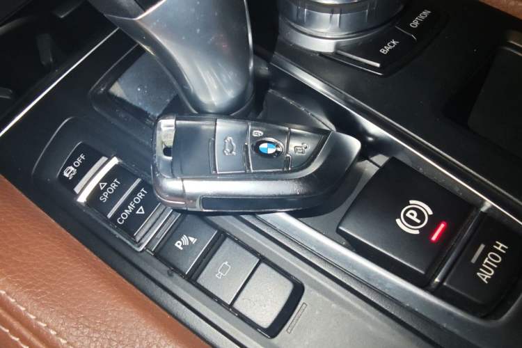 Used BMW X6 2018 xDrive28i