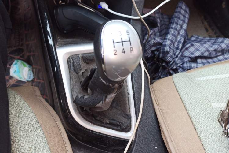 Used Changan Alsvin V7 2016 1.6L Manual Enjoyment Model China V Standard
