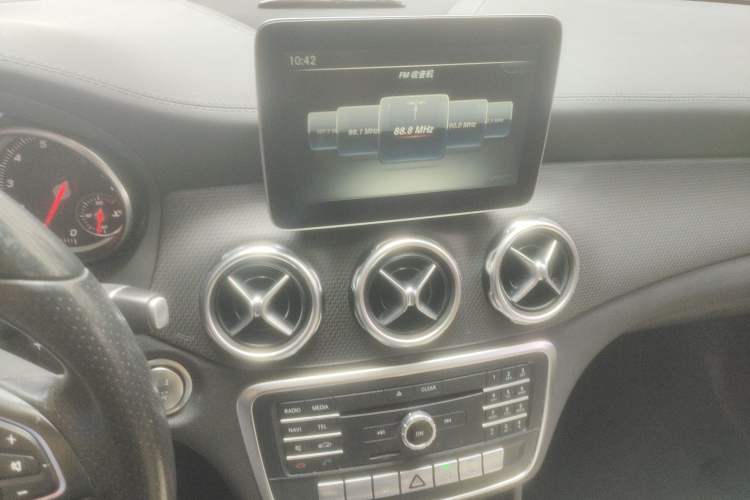 Used Mercedes-Benz GLA 2017 GLA 200 Fashion Model
