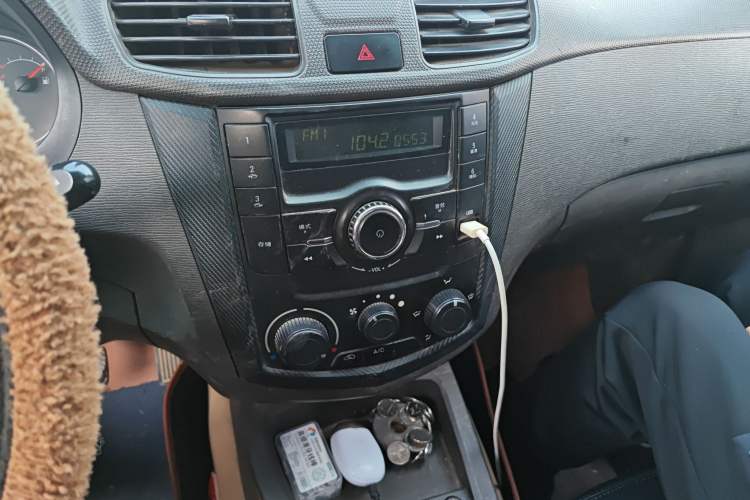 Used Wuling Hongguang 2015 1.2L S Base Model China V Standard