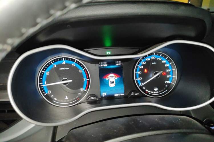 Used Geely Auto Emgrand 2019 Leading Edition 1.5L CVT Luxury Model China VI Standard Instrument Cluster