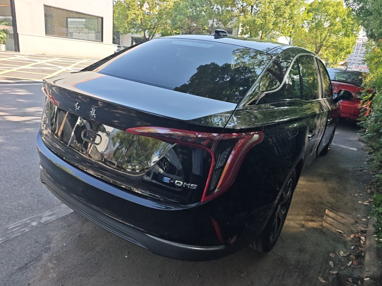Hongqi E-QM5 2021 Charging Version Flagship Edition — снимка 6