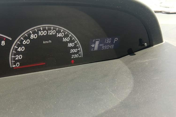 Used Toyota Yaris 2011 1.6E Automatic Charm Edition Odometer Close Up