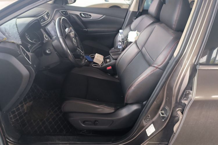 Used Nissan Qashqai 2019 2.0L CVT Luxury Edition Left Front Seat