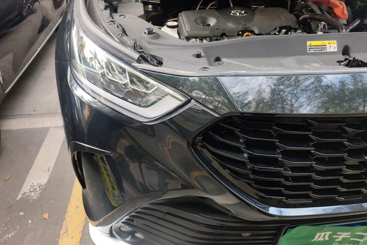 Used Toyota Crown Kluger 2023 2.5L HEV Four-Wheel Drive Prestige Edition Right Front Headlight