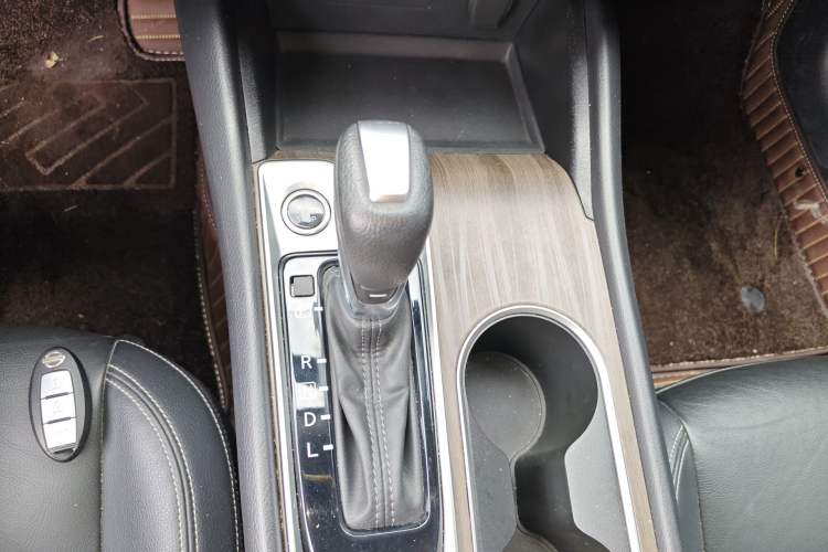 Used Nissan Teana 2021 2.0L XL Comfort Edition Gear Lever