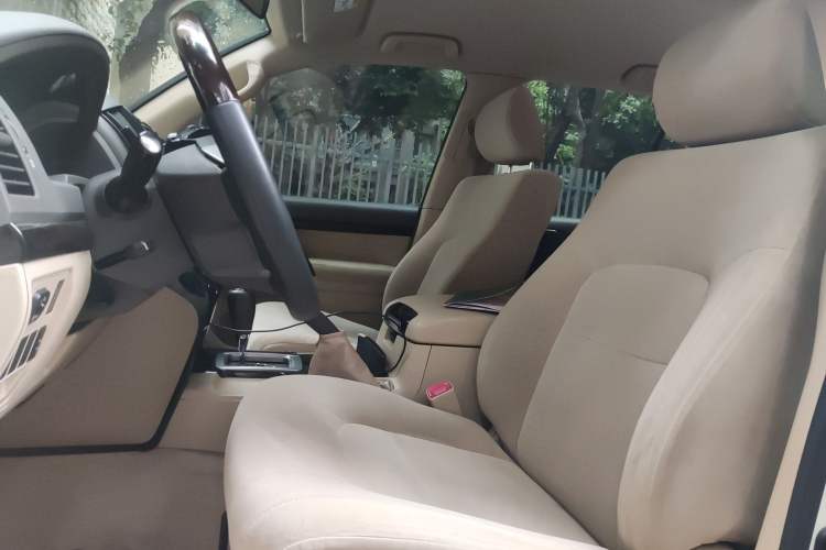 Used Toyota Land Cruiser 