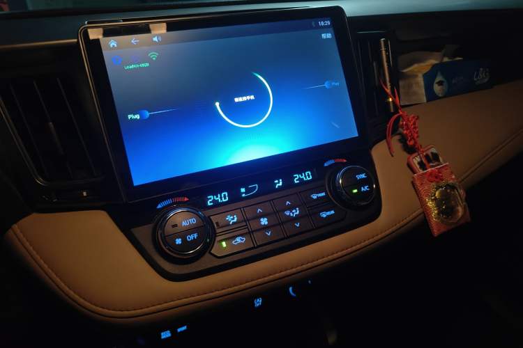 Used Toyota RAV4 2019 2.0L CVT Two-Wheel Drive Pioneer Edition China VI Standard