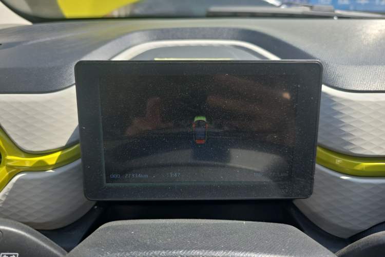 Used SOL E10X 2021 302 km Range Fashion Edition 31.4 kWh