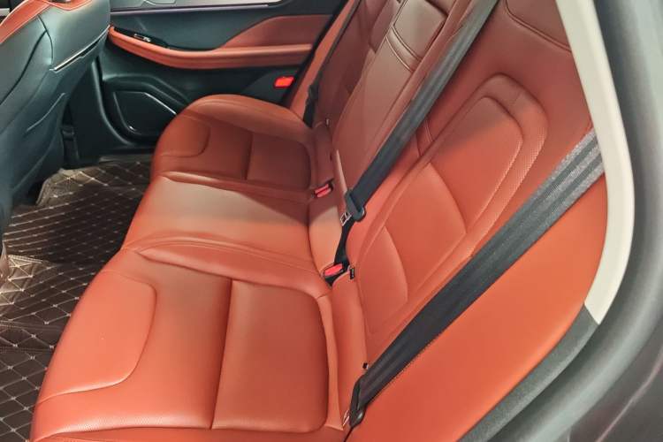Used Lincoln Z 2024 2.0T Prestige Edition Left Rear Seat