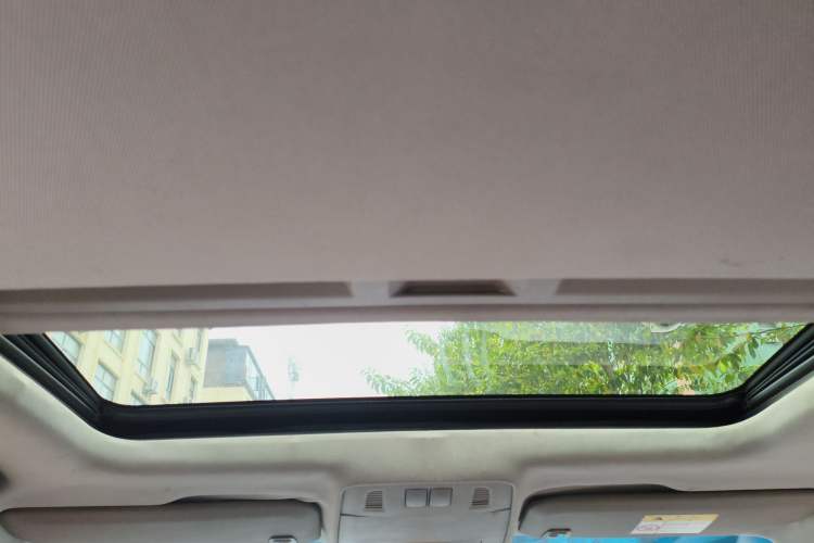 Used Buick GT 2014 XT 1.6L Automatic Fashion Edition Headliner