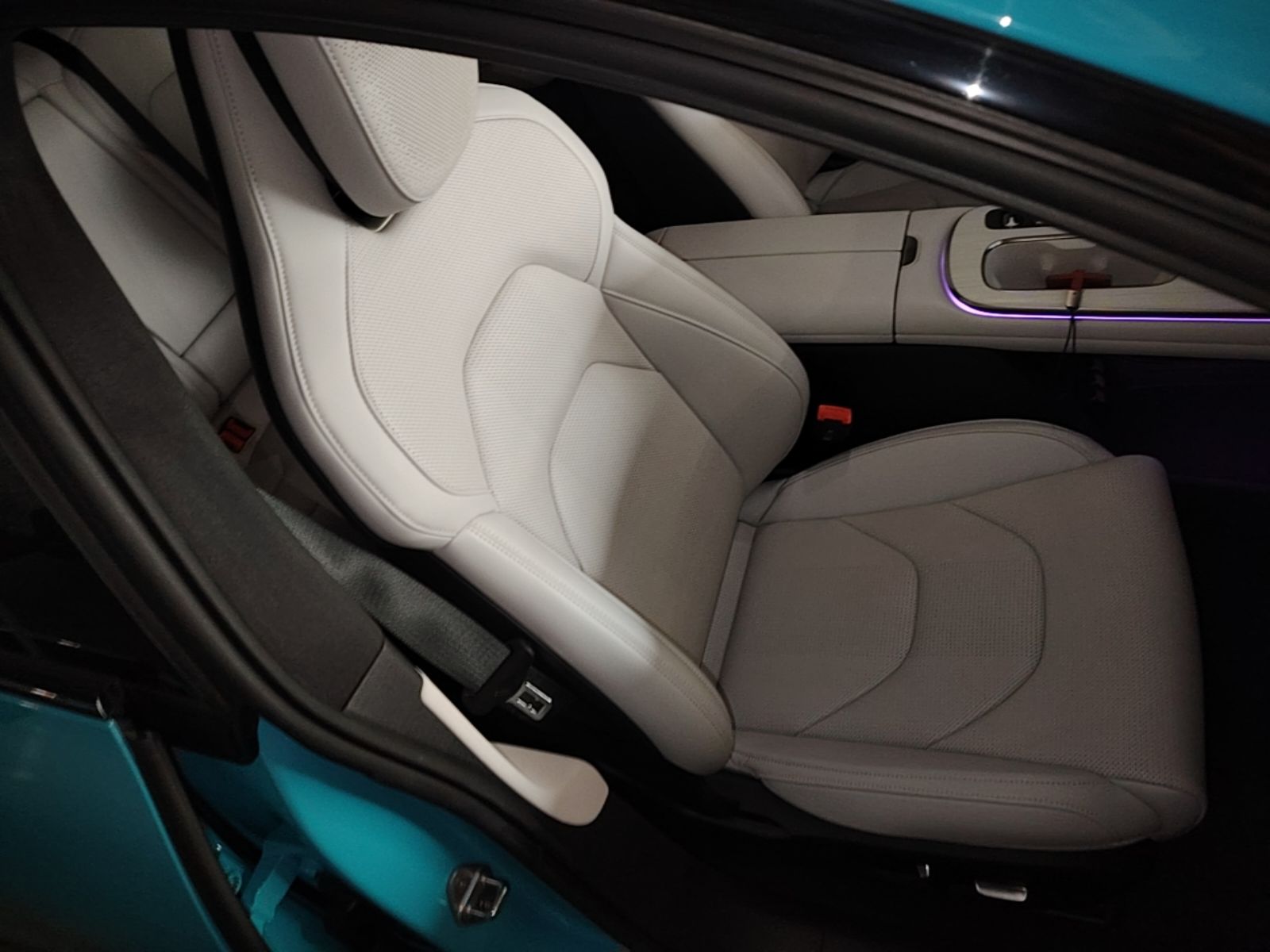Xiaomi Auto SU7 2024 Four-Wheel Drive Ultra-Long Range Advanced Intelligent Driving Max Edition — снимка 19