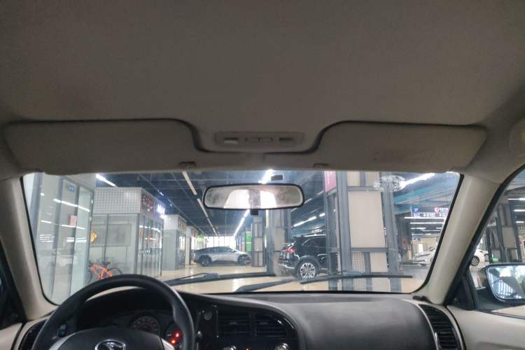 Used Soueast V3 Lingyue 2014 1.5L Manual Happiness Edition Headliner