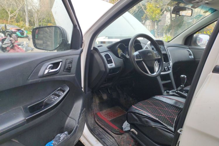 Used JMC Baodian 2020 2.5T Diesel Two-Wheel Drive Comfort Edition Long Wheelbase JX4D25A6L Driver Seat