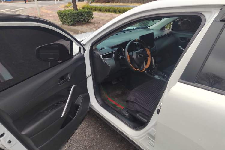 Used Toyota Corolla Cross 2022 2.0L Pioneer Edition
