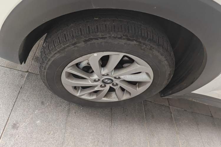 Used Hyundai Tucson 2015 1.6T Dual-Clutch Two-Wheel-Drive Smart Model