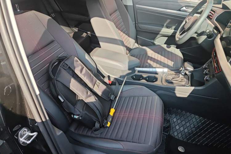 Used Volkswagen Lavida 2024 300TSI DSG Starry Sky Deluxe Edition Right Front Seat