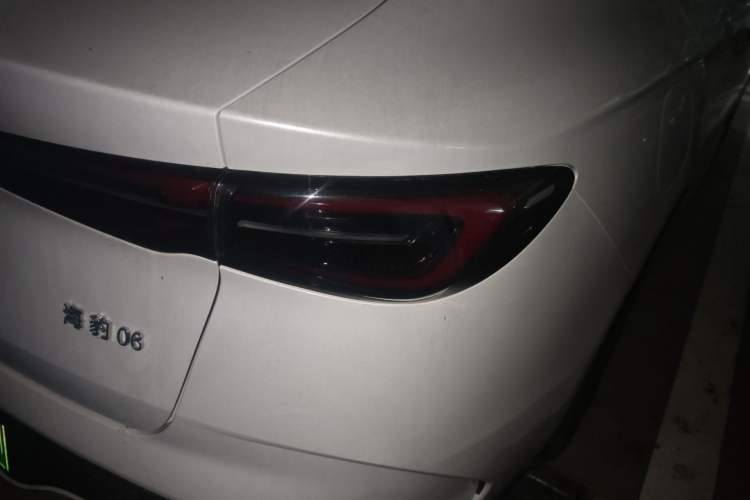 Used BYD Seal 06 New Energy 2024 DM-i 80KM Luxury Model Right Rear Taillight