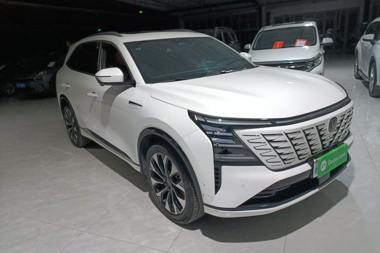 Used CHANGAN CS75 PLUS 2025 4th Generation UItra 2.0T New Blue Whale Smart Intelligent Powertrain Version
