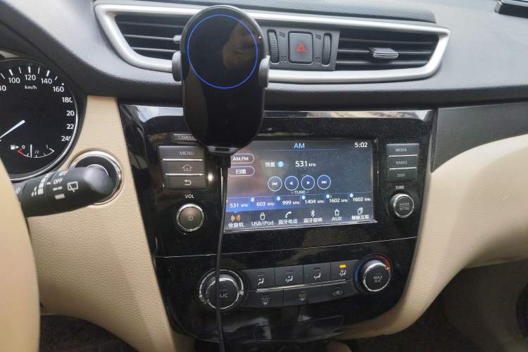 Used Nissan X-Trail 2016 2.0L CVT Smart Enjoyment Version 4WD
