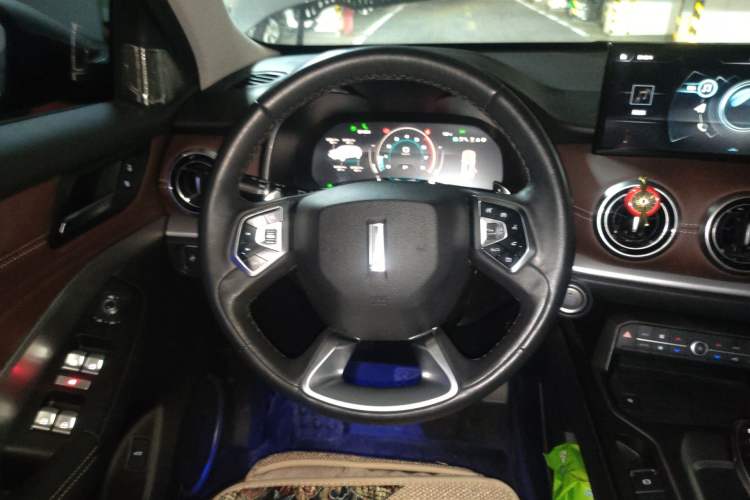 Used Wey VV6 2021 2.0T Two-Wheel Drive Smart Plus