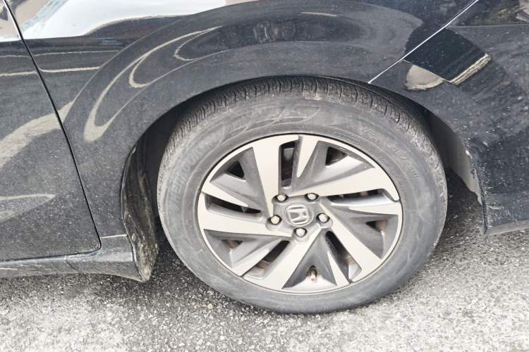 Used Honda Crider 2019 180 Turbo CVT Luxury Edition China V Right Front Wheel Hub