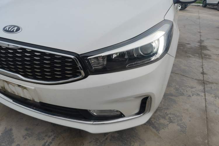 Used Kia K3 2017 1.6L Automatic 15th Anniversary Special Edition GLS Left Front Headlight