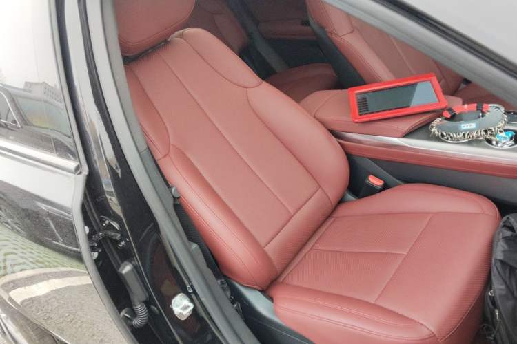 Used Cadillac XT5 2025 2.0T Luxury Version