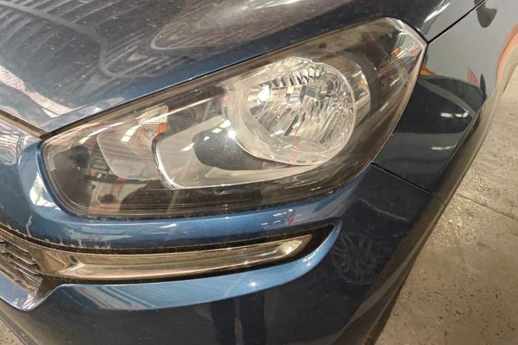 Used Kia KX3 2015 1.6L Automatic Two-Wheel Drive DLX Left Front Headlight