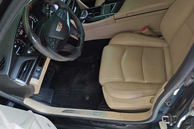 Used Cadillac CT6 2017 28T Fashion Edition
