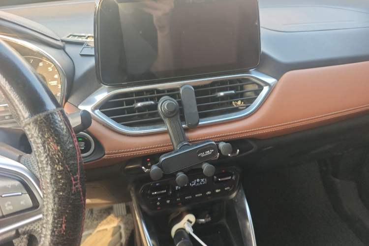 Used Baojun 510 2017 1.5L Manual Luxury Model
