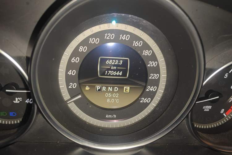 Used Mercedes-Benz C-Class 2010 C 180K Classic model