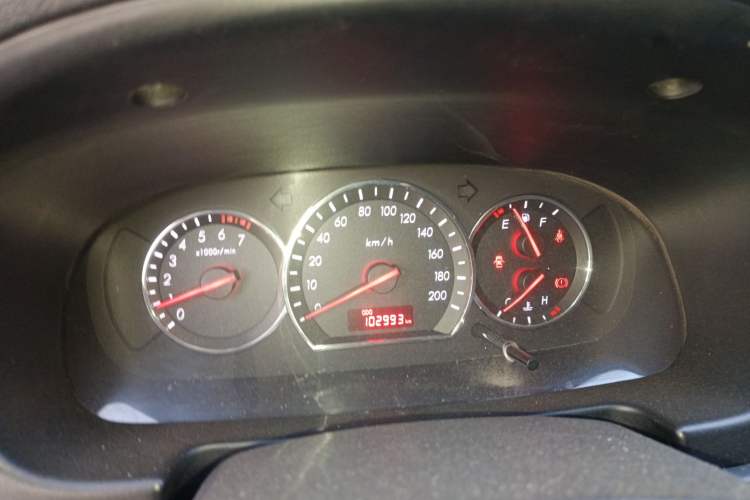 Used CHANGAN Alsvin V3 2015 1.4L Manual Meiman Model China IV Standard