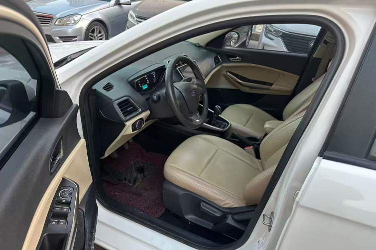 Used Ford Escort 2017 1.5L Manual Comfort Model
