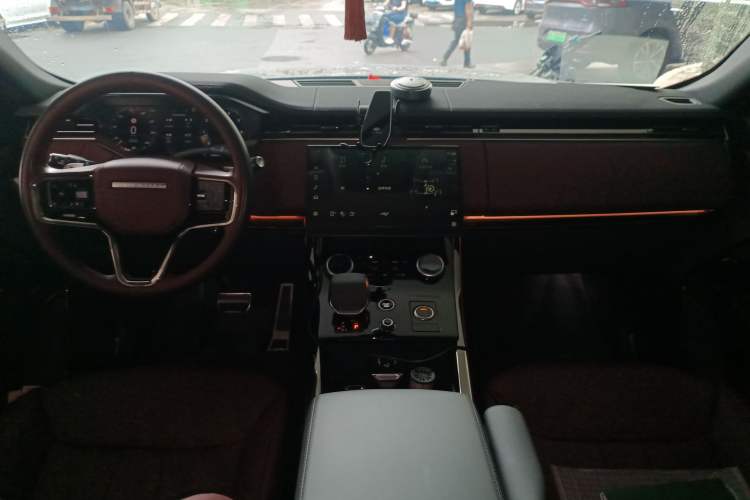 Used Land Rover Range Rover Sport 2023 400PS Dynamic SE
