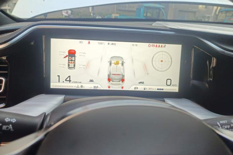 Used GAC Trumpchi GS8 2024 Linghang Series 2.0 TGDI Two-Wheel Drive Luxury Smart Connectivity Version
