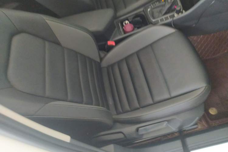 Used Volkswagen Sagitar 2020 280TSI DSG Comfort Version China VI Standard Right Front Seat