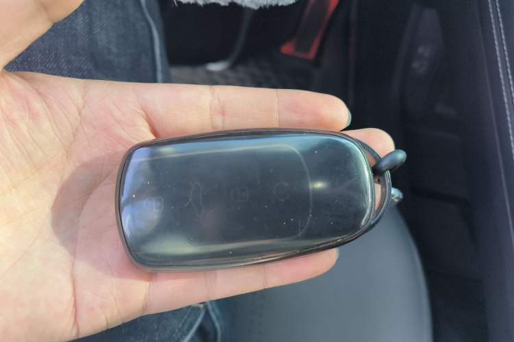 Used Chery Tiggo 9 C-DM 2025 1.5T 106KM Ultra-Comfort Edition 5 Seats Lithium-NMC Vehicle Key