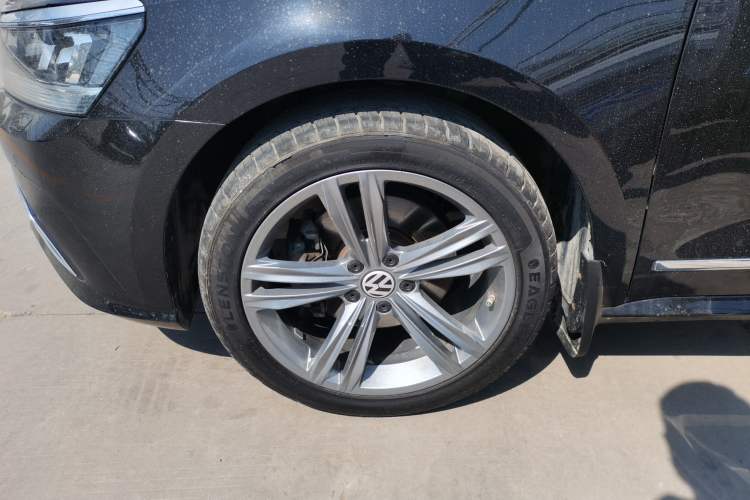 Used Volkswagen Passat 2017 330TSI DSG Prestige Edition
