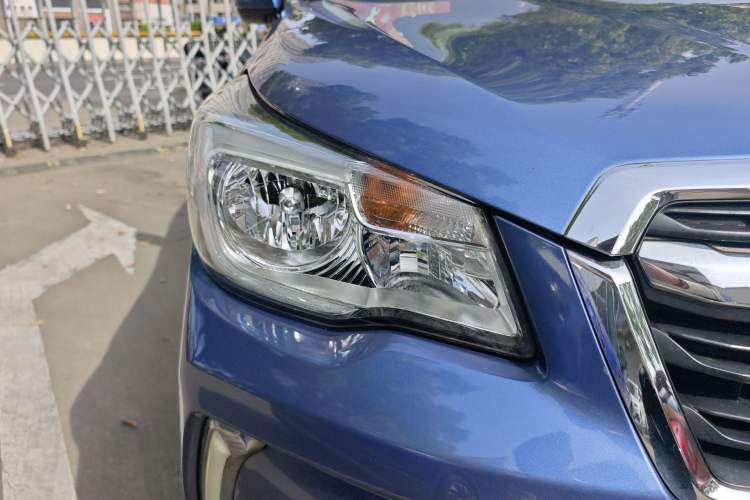 Used Subaru Forester 2016 2.0i Fashion Navigation Edition Right Front Headlight