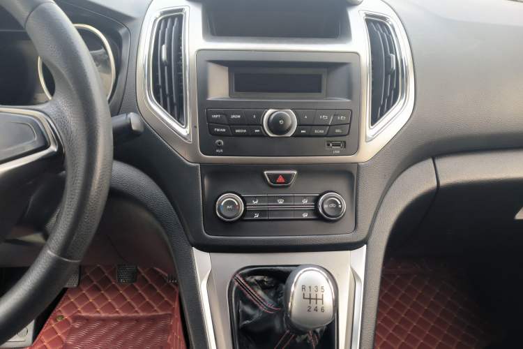 Used Chana Ruixing S50 2017 1.5T Manual Comfort Model 6MT China V Standard
