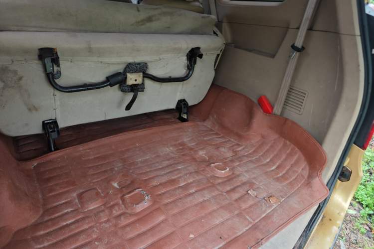 Used Wuling Hongguang 2013 1.5L S Comfort Model
