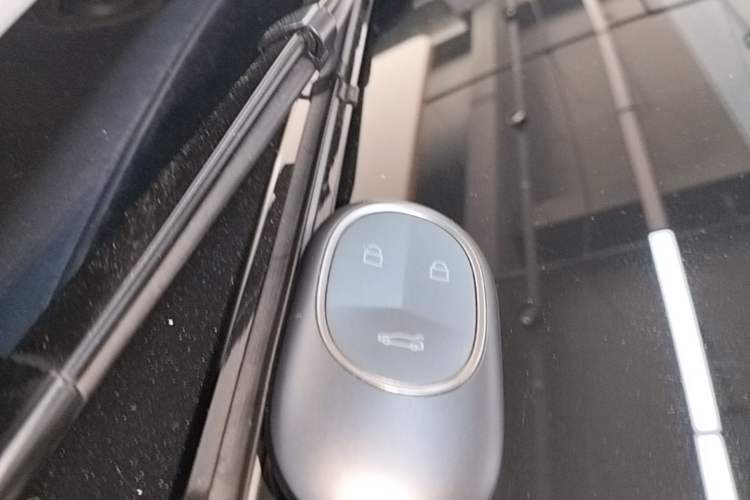 Used Nio ES6 2023 75 kWh
