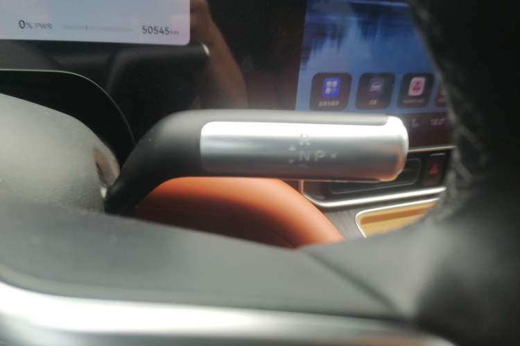 Used Hima AITO M9 2024 Range-Extended Ultra Version 42 kWh 6-Seater Model Gear Lever